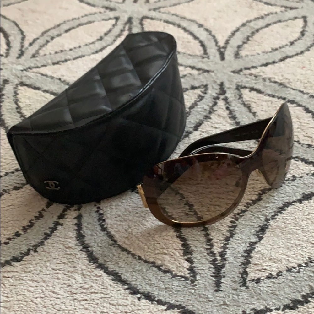 Chanel sunglasses